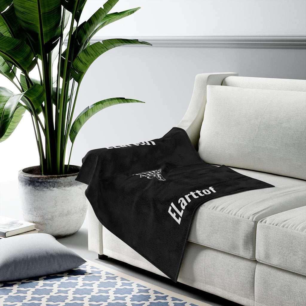 ELarttof Plush Blanket